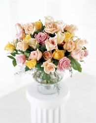 Display of Affection Arrangement -A local Pittsburgh florist for flowers in Pittsburgh. PA